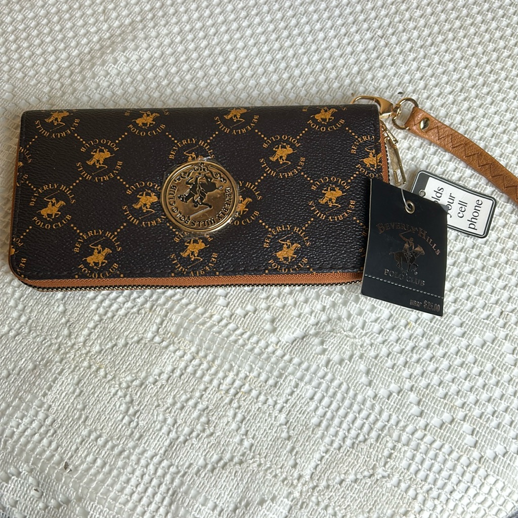 Beverly Hills Polo Club Wristlet Wallet 4 Credit Card Cell Phone Accessories